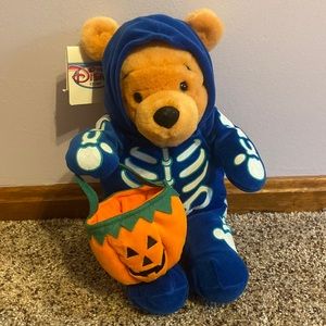 🎃 NWT Vintage Skeleton Pooh 🎃